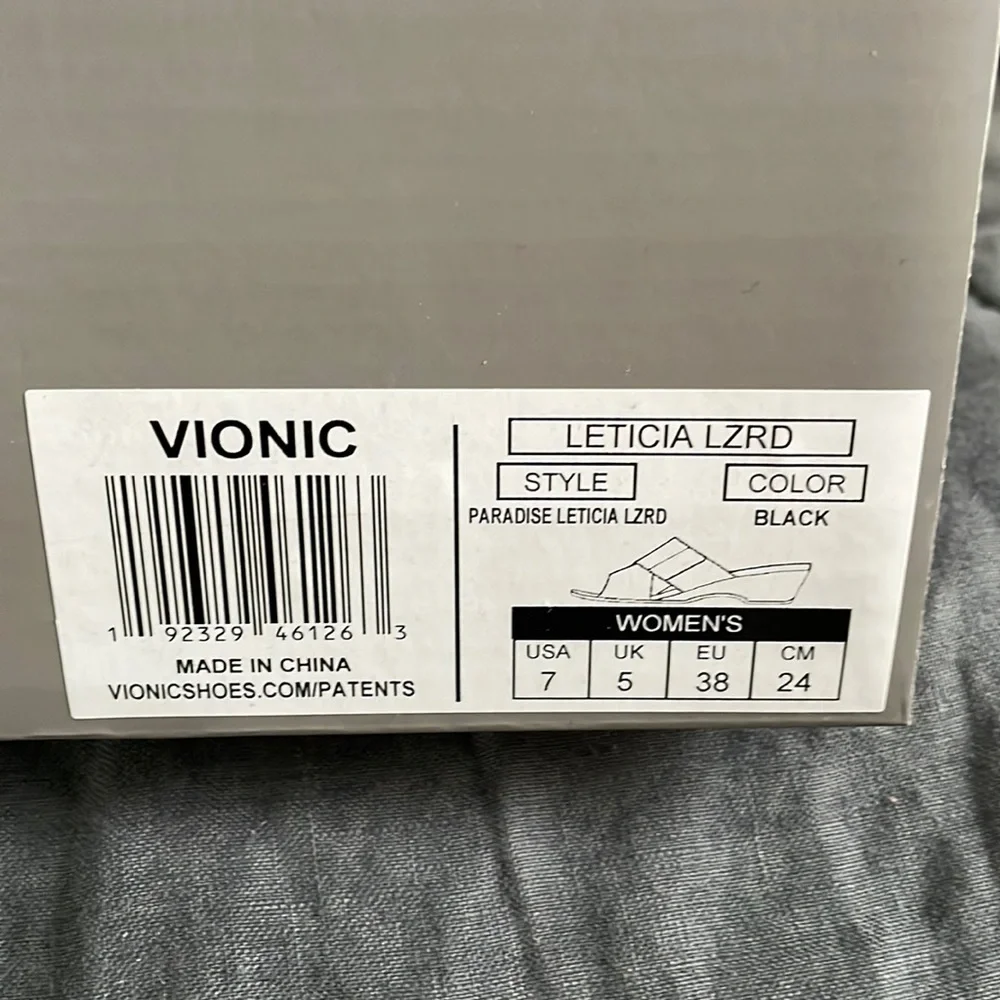 Vionic Sandals - Picture 3 of 4